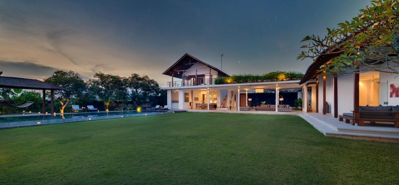 Villa Kavya - 8-Minute Walk From Berawa Beach Canggu Zewnętrze zdjęcie